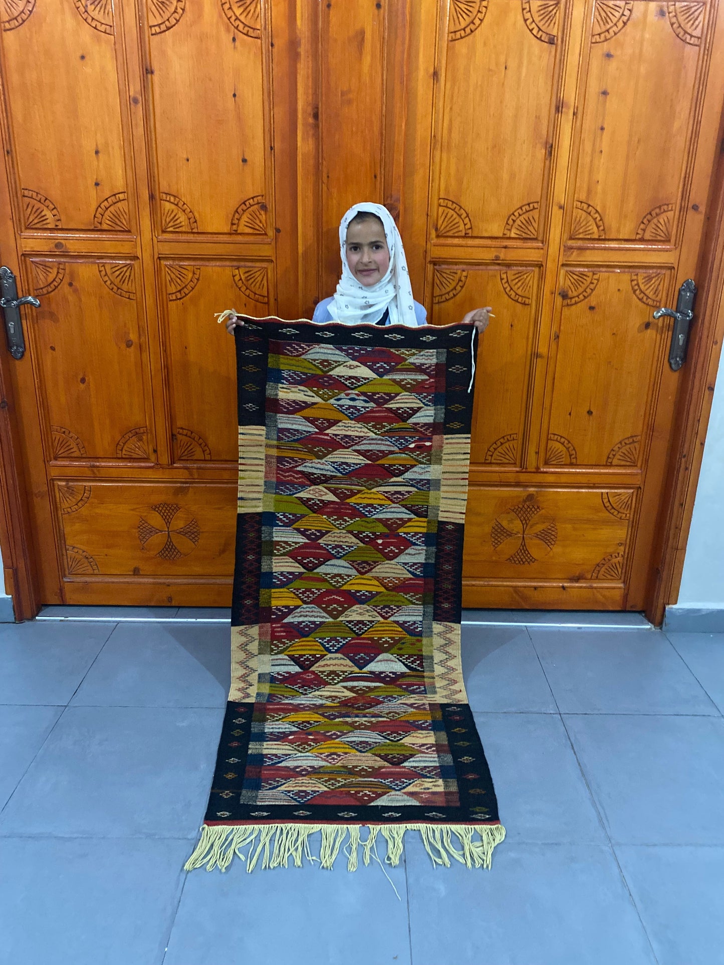 Moroccan  Kilim  handmade 100%wool berber  rugs  size is