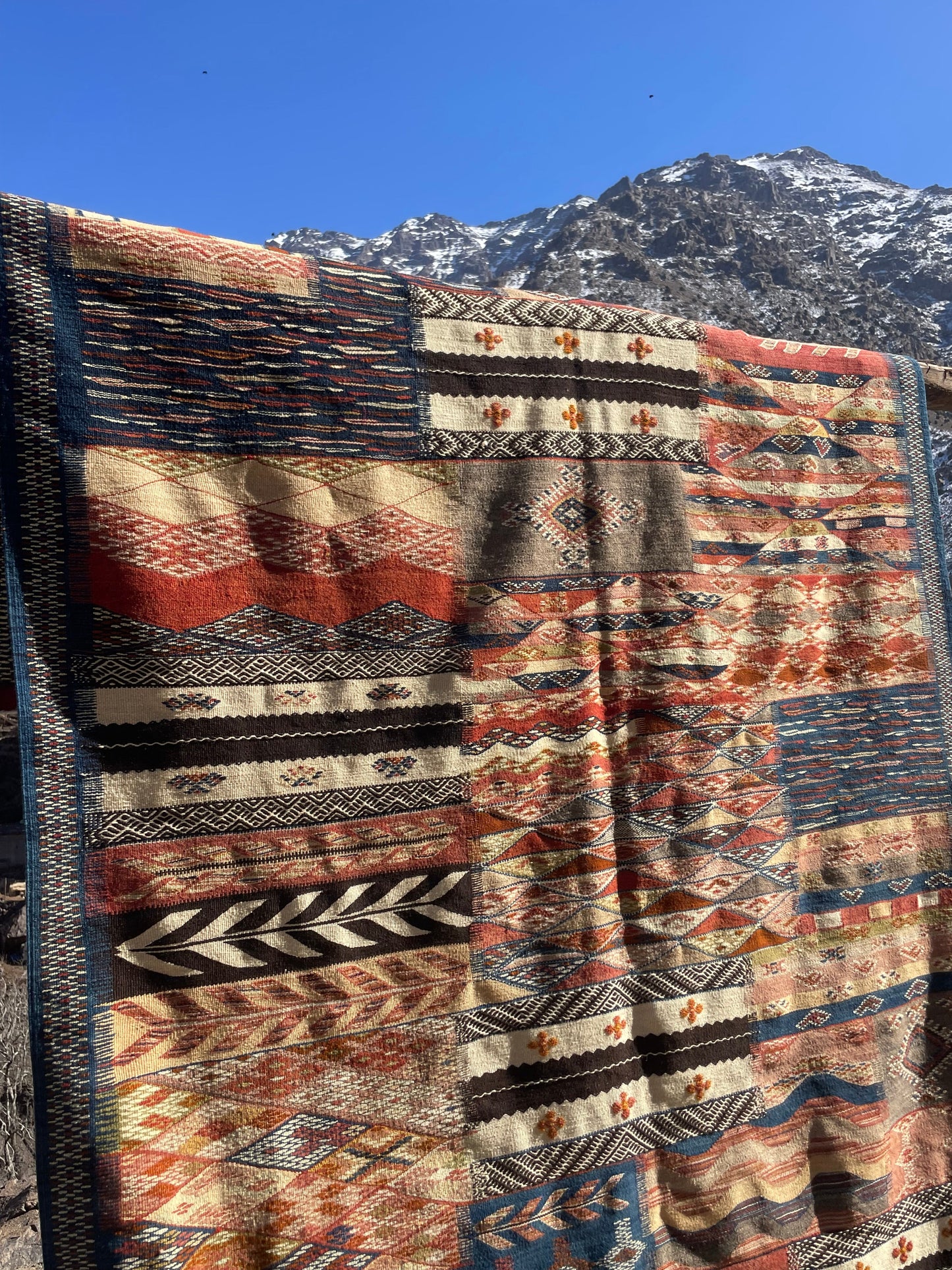 Picasso Berber kilim, Alfombra marroquí tejida a mano, Alfombra bereber abstracta, (254x160 Cm)