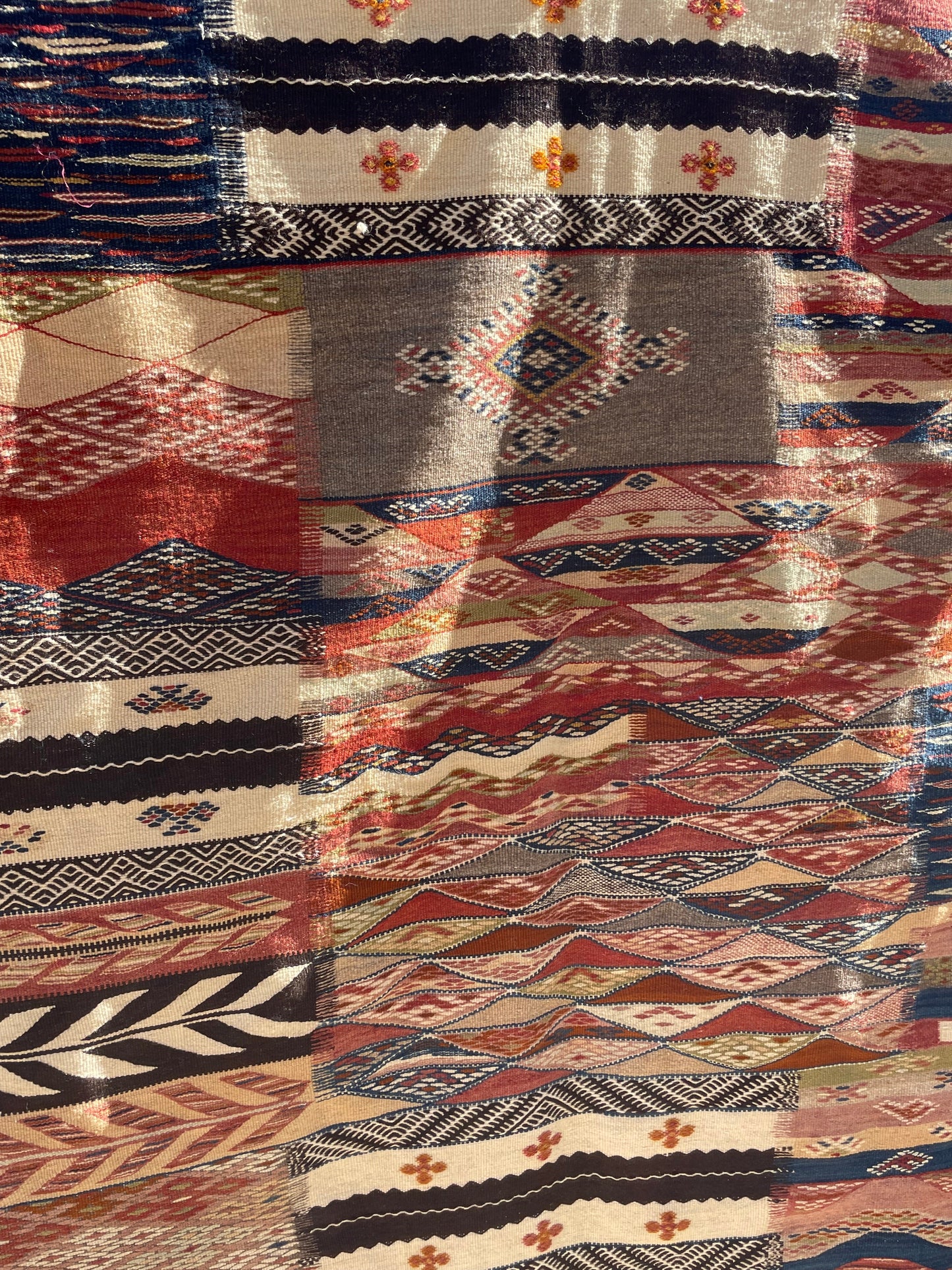 Picasso Berber kilim, Alfombra marroquí tejida a mano, Alfombra bereber abstracta, (254x160 Cm)