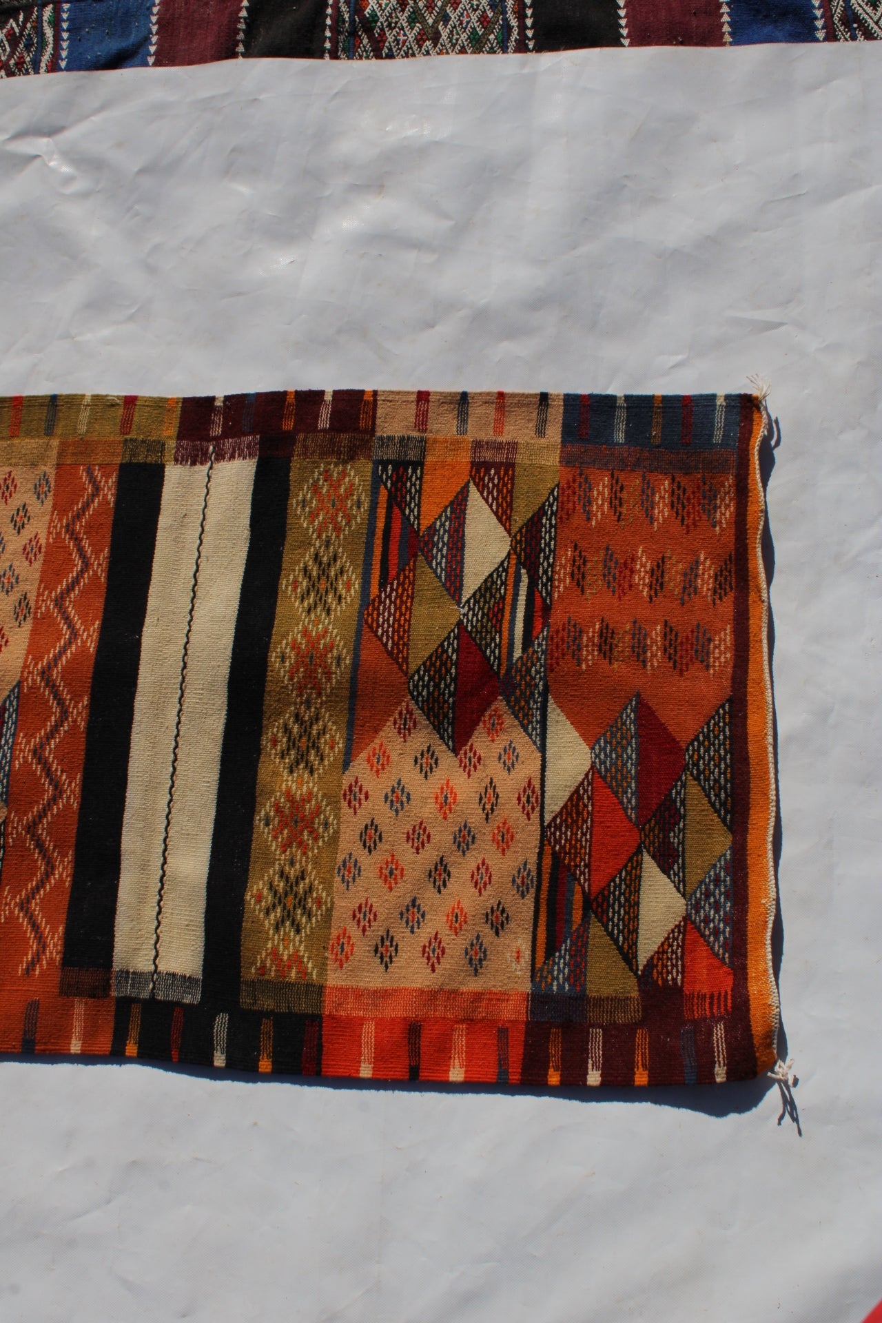 Authentic Moroccan Berber Kilim Rug Picasso Taznakht T63. Handmade tribal rug, expertly woven with traditional craftsmanship 120x060 cm