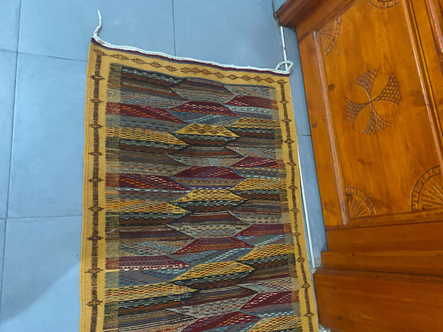 Moroccan Kilim handmade 100%wool berber rugs size is
