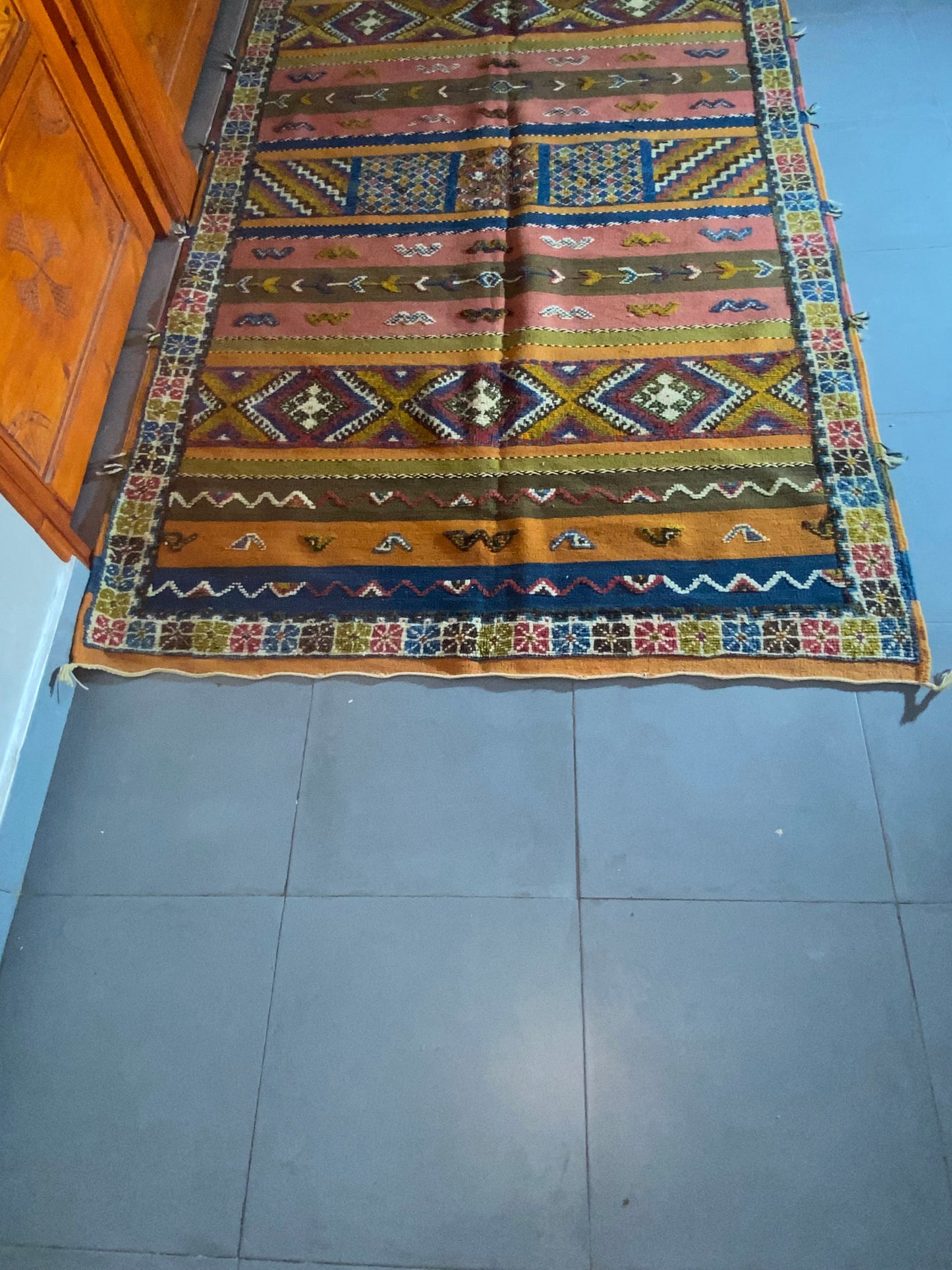 Moroccan Kilim handmade 100%wool berber rugs. size is 250x148 cm