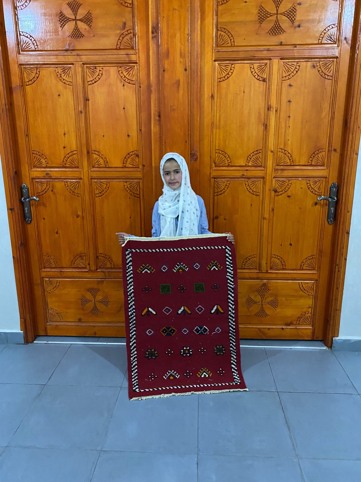 Moroccan Kilim handmade 100%wool berber rugs size is