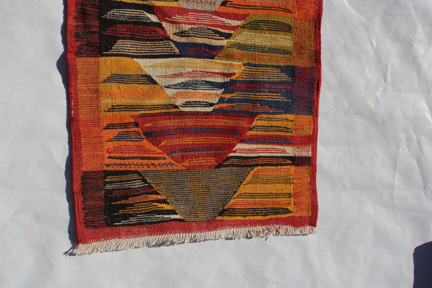 Authentic Moroccan Berber Kilim Rug Picasso Taznakht T63. Handmade tribal rug, expertly woven with traditional craftsmanship 100x050 cm
