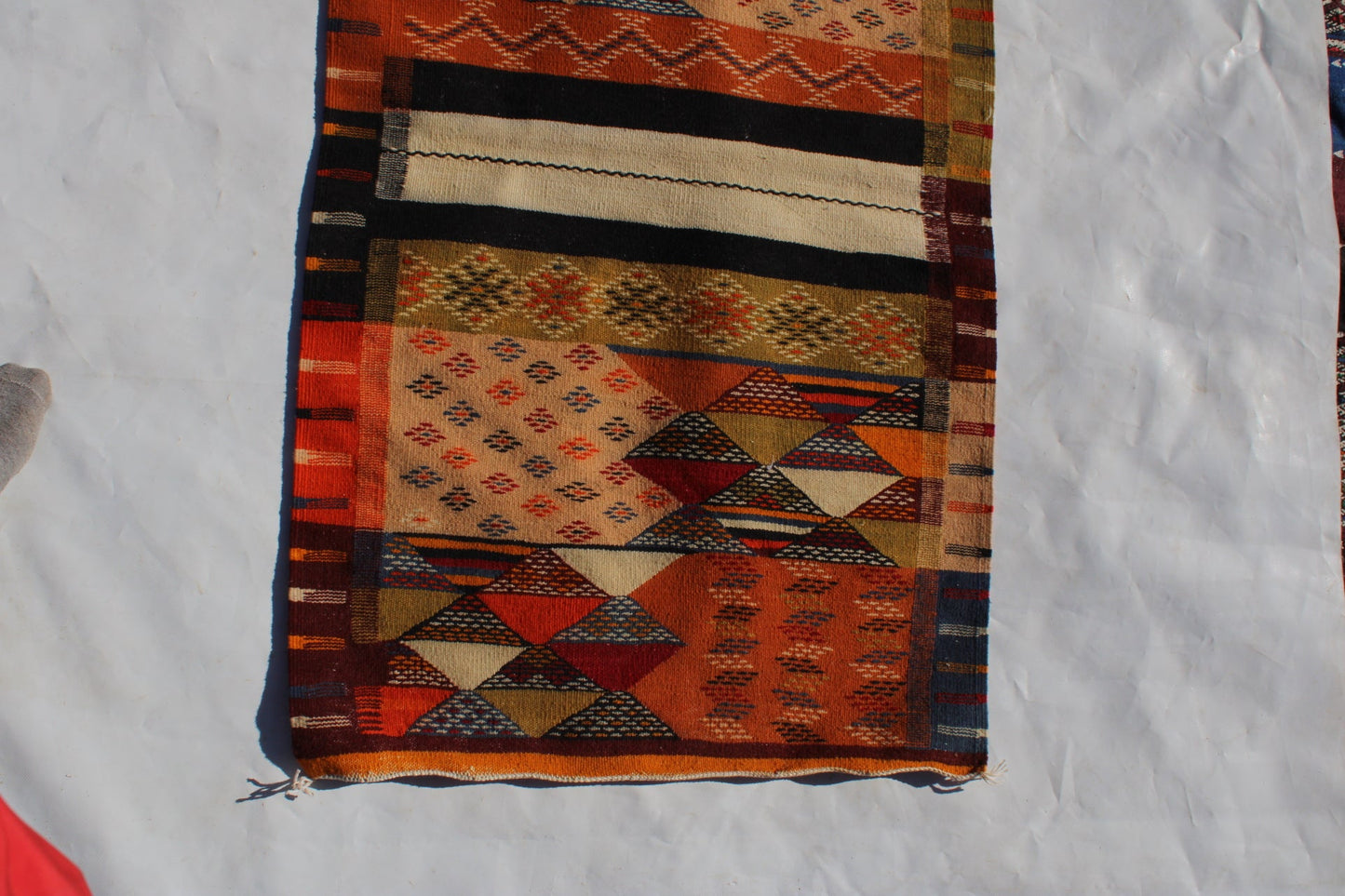 Authentic Moroccan Berber Kilim Rug Picasso Taznakht T63. Handmade tribal rug, expertly woven with traditional craftsmanship 120x060 cm