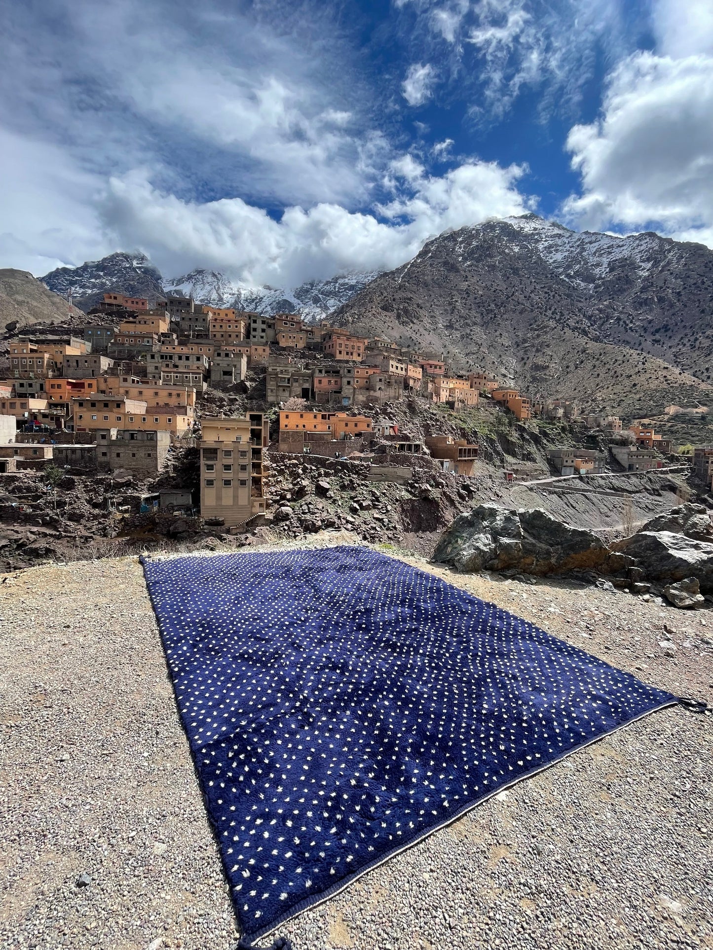 Handmade Beni Ourain Rug –  Minimalist & Boho Chic Vintage Beni Ourain Rug –  available to ship size is 11x8 feet
