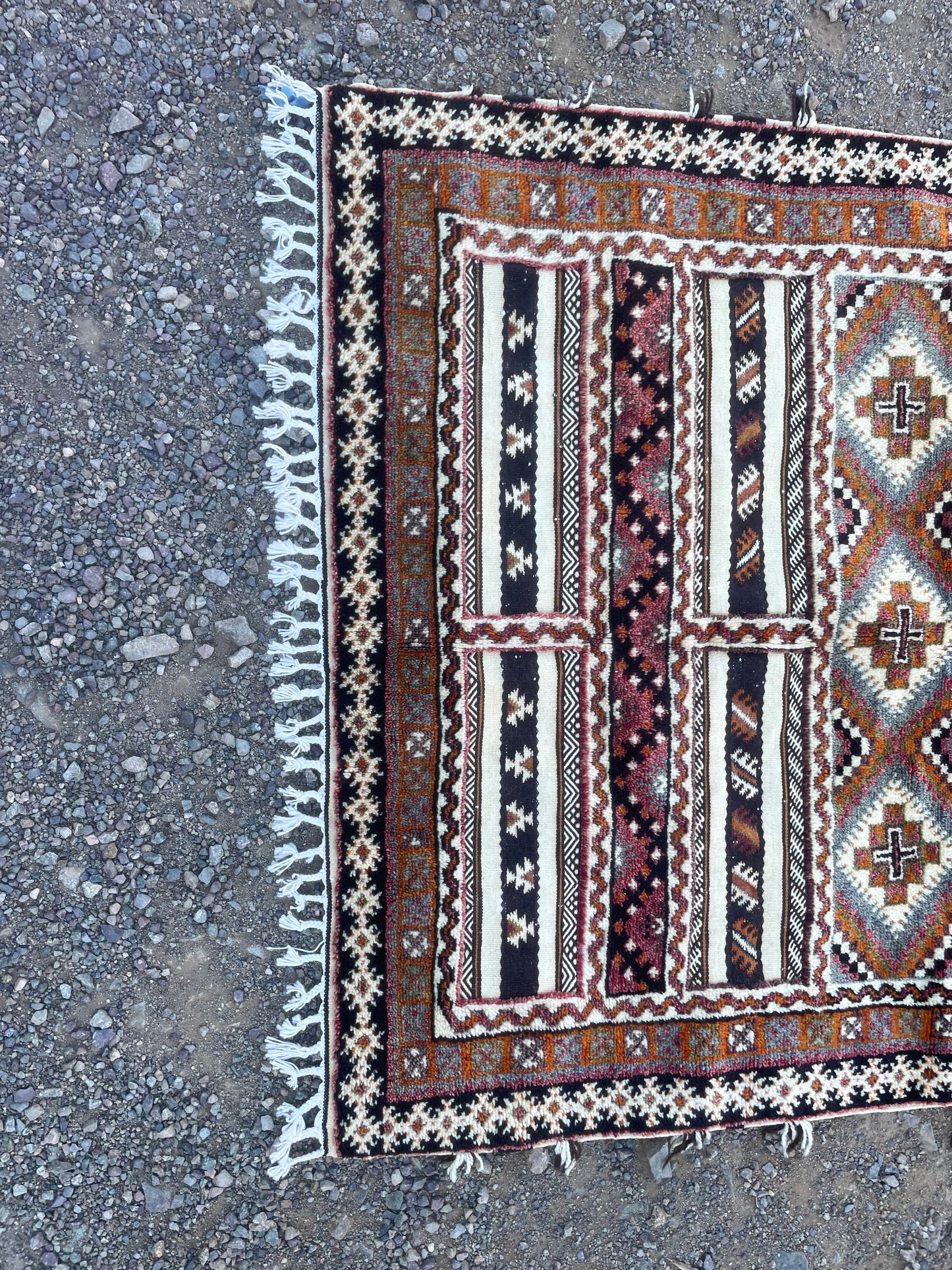 Moroccan Wool Rug,Area Rug,Boho Rug,Pink Wool Rug,Tribal Rug 160x140 centimetres