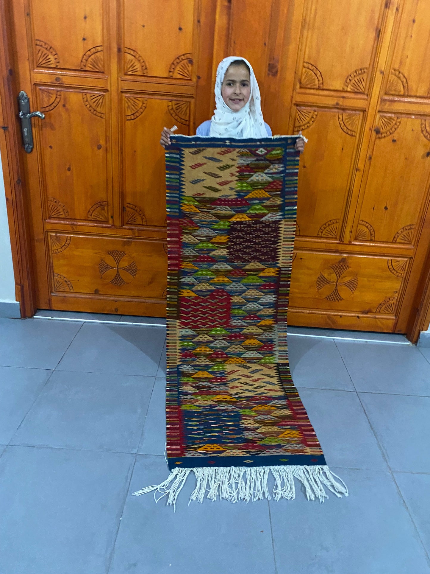 Moroccan  Kilim  handmade 100%wool berber  rugs  size is