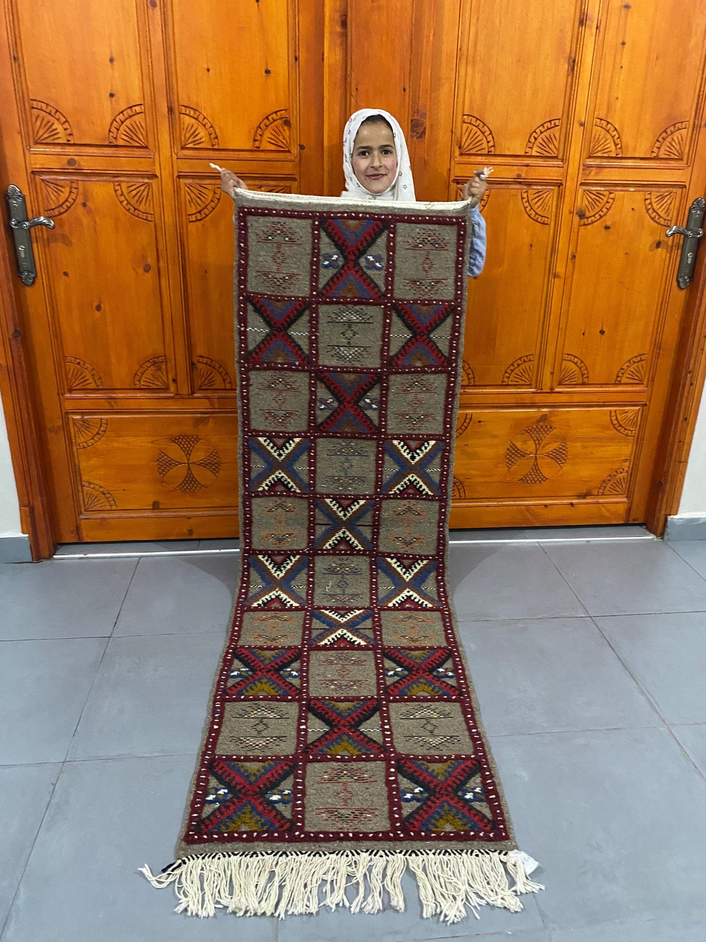 Moroccan  Kilim  handmade 100%wool berber  rugs  size is