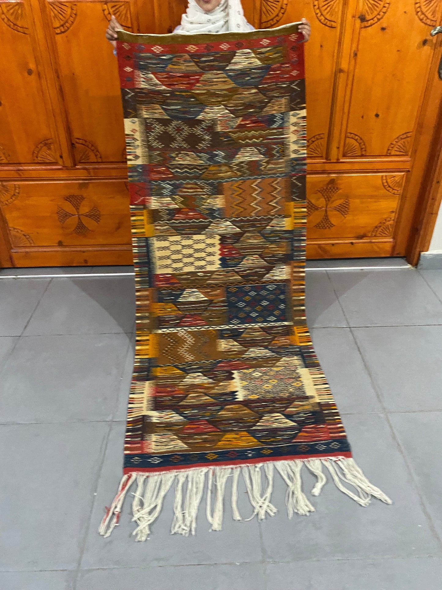 Moroccan  Kilim  handmade 100%wool berber  rugs  size is