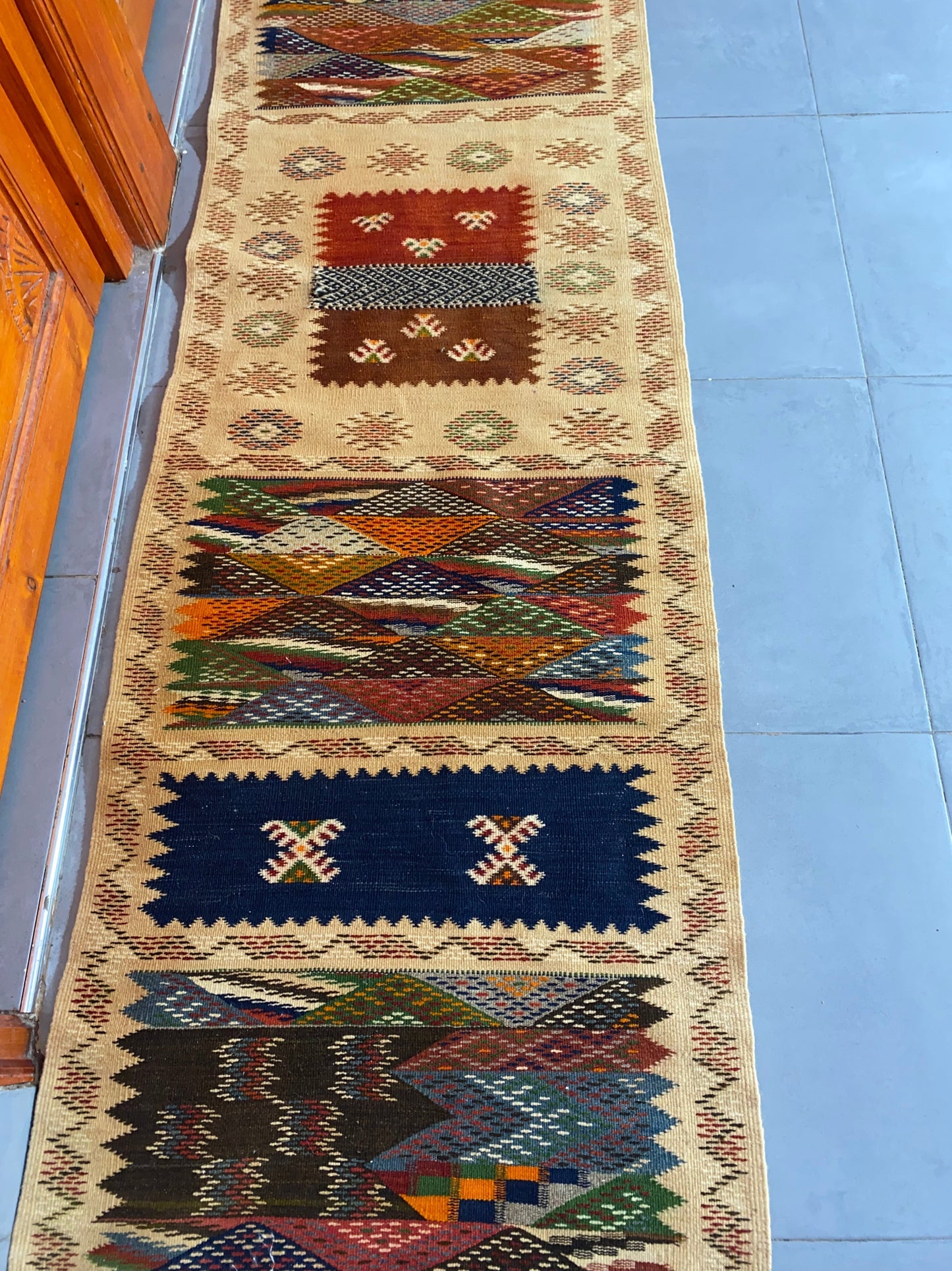 Moroccan  Kilim  handmade 100%wool berber  rugs. size is 250x60 cm