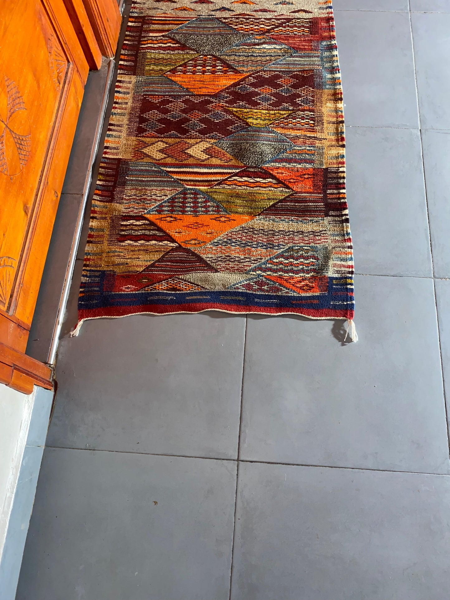 Moroccan  Kilim  handmade 100%wool berber  rugs  size is 160x065 cm