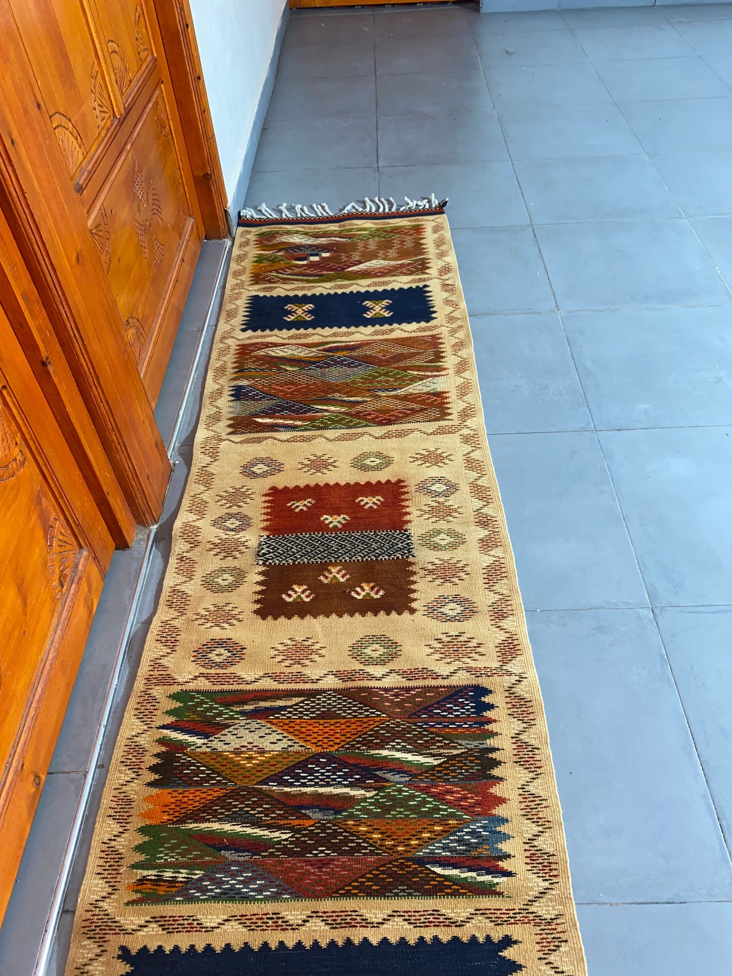 Moroccan  Kilim  handmade 100%wool berber  rugs. size is 250x60 cm