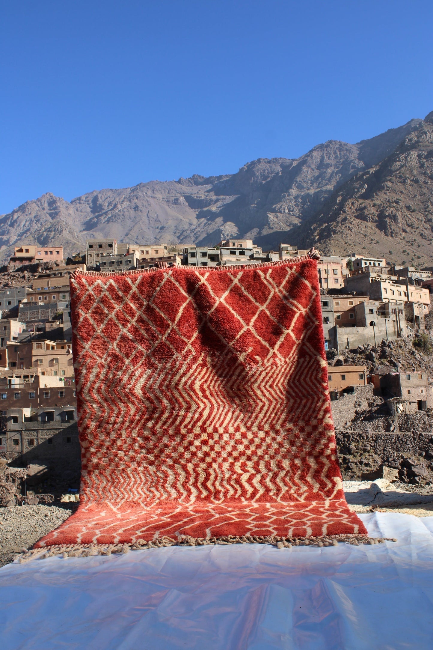 Beni Ourain rugs originate from the Atlas Mountains of Morocco and are characterized by their distinctive, neutral-toned, and geometric designs. These handwoven rugs often feature a plush pile and are made by the Berber tribes,  size is 270x168 cm