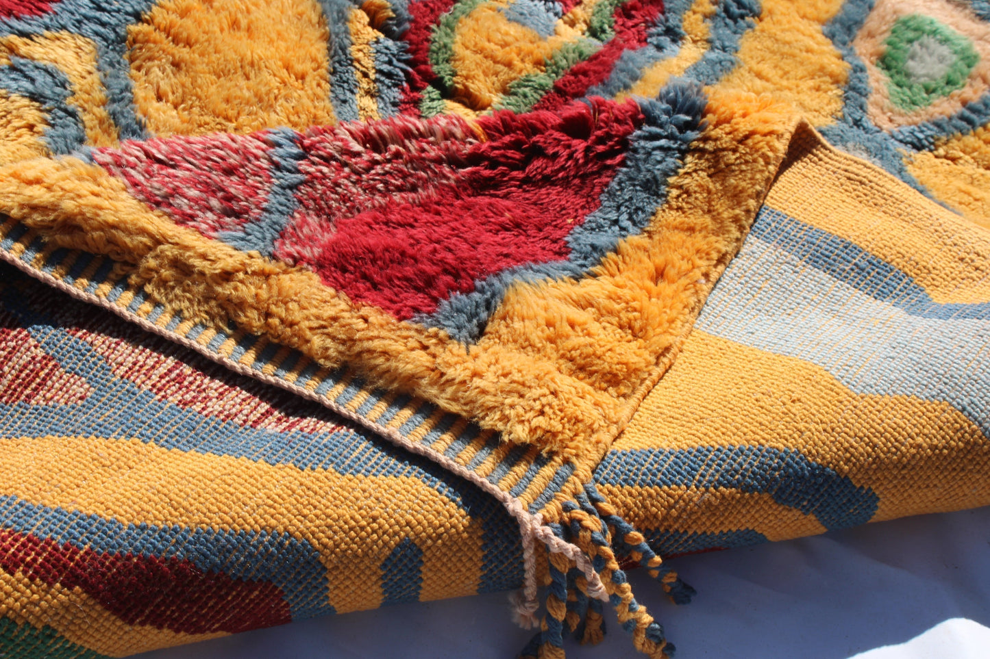 Beni Ourain rugs originate from the Atlas Mountains of Morocco and are characterized by their distinctive, neutral-toned, and geometric designs. These handwoven rugs often feature a plush pile and are made by the Berber tribes,  size is 270x180 cm