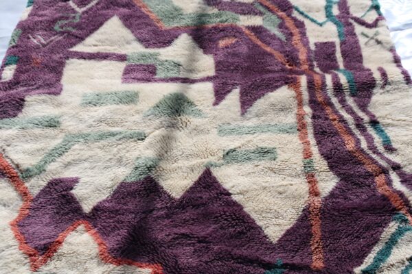 Beni Ourain rugs originate from the Atlas Mountains of Morocco and are characterized by their distinctive, neutral-toned, and geometric designs. These handwoven rugs often feature a plush pile and are made by the Berber tribes,  size is 224x160 cm - Image 10